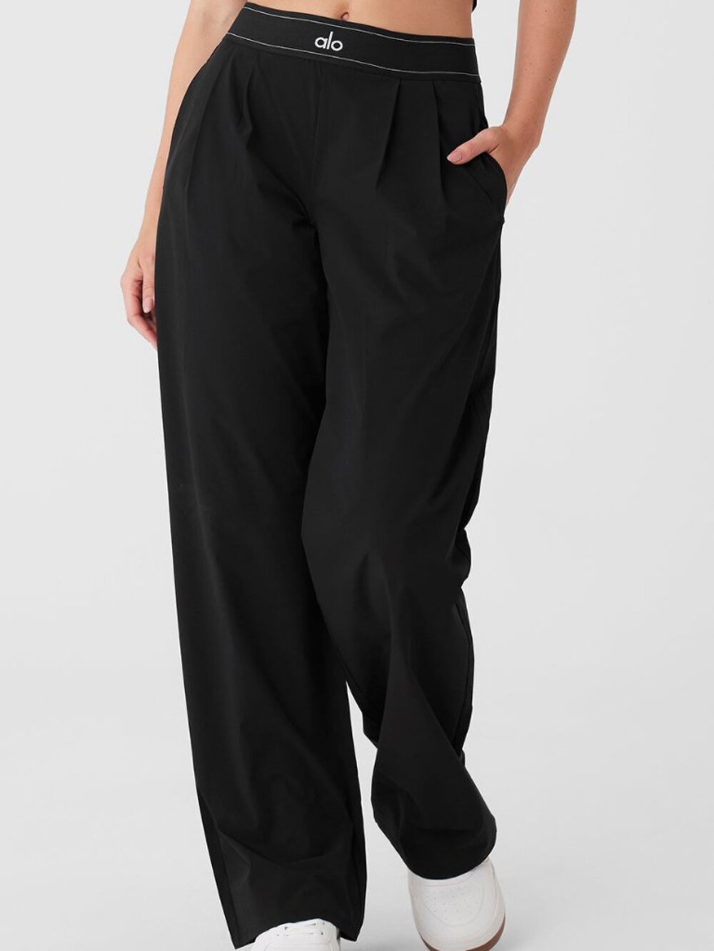 ALO Yoga Black Everyday Trouser Pants 🤍 Women’s NWT (✿◡‿◡) Regular